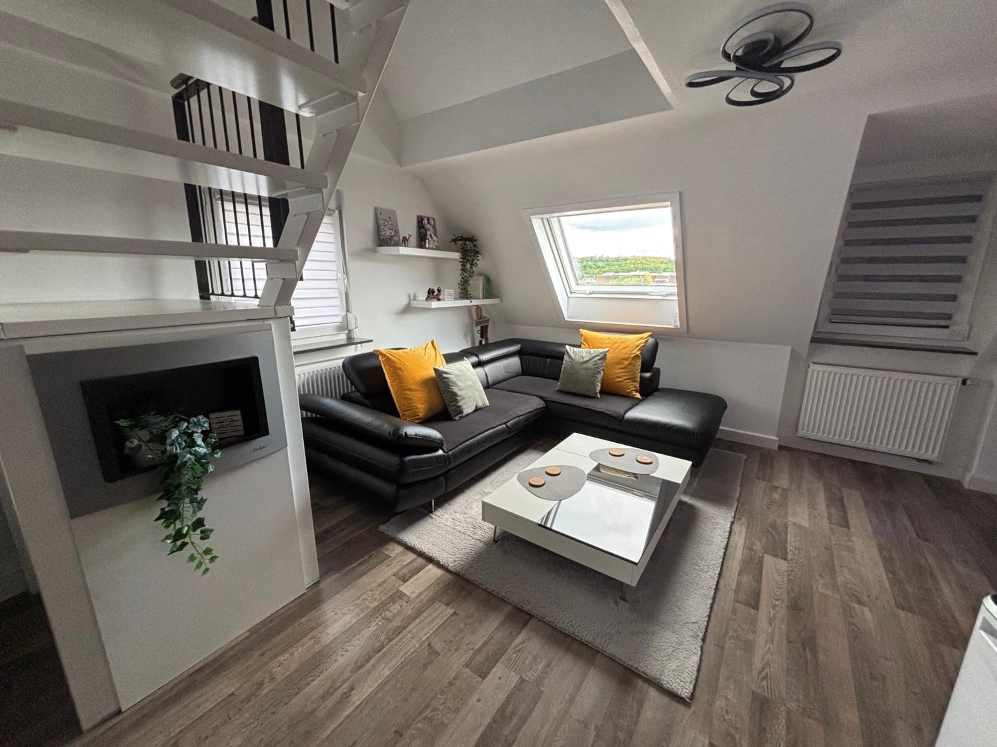 Moderne Deluxe 3-Zi Eigentums- Maisonette-Wohnung Ibm Bertrandt Mercedes Ehningen Экстерьер фото